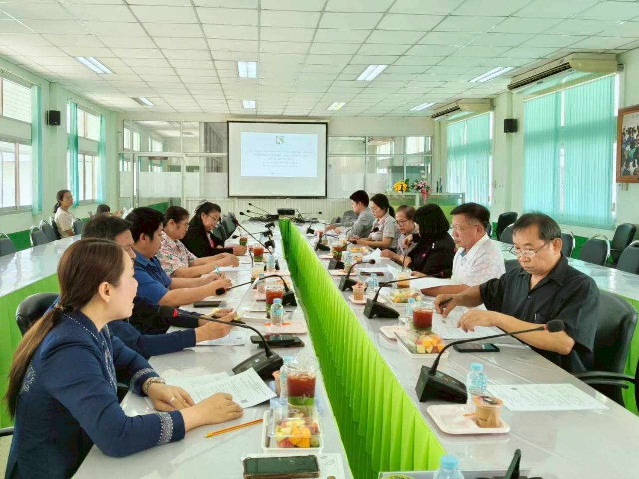 พช.ปากชม จัดประชุมคณะอนุกรรมการกลั่นกรองและติดตามการดำเนินงานกองทุนพัฒนาบทบาทสตรี (อกส.อ.) ครั้งที่ 2/2569