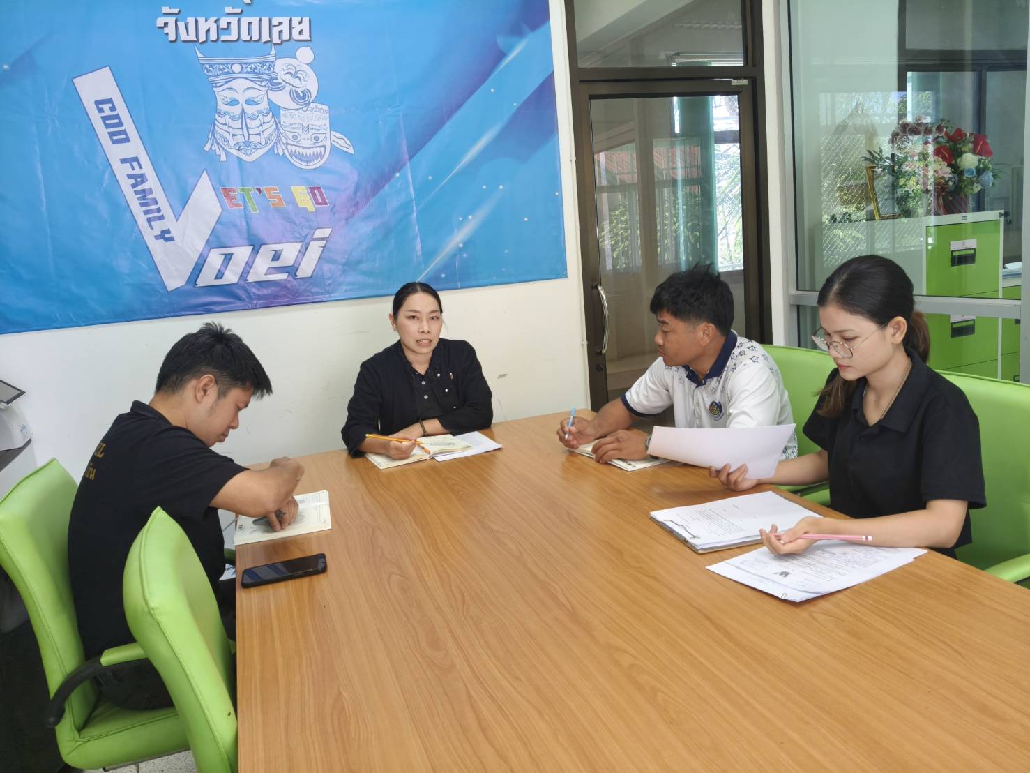 “พช.ปากชม ประชุมติดตามผลการดำเนินงานประจำเดือน พ.ค. 69 ถอดบทเรียนงานเทศกาลใหญ่ พร้อมเตรียมความพร้อมคัดสรรกิจกรรมพัฒนาชุมชนดีเด่น”