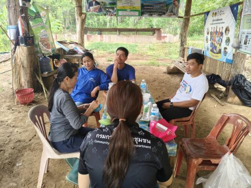  ล้อมวง “หาอยู่ หากิน” วิถีพอเพียง! พช.ปากชม ลงพื้นที่หนุนพัฒนาอัตลักษณ์ “โคก หนอง นา” ผู้ใหญ่สมจิต สู่ต้นแบบศูนย์เรียนรู้ชุมชน